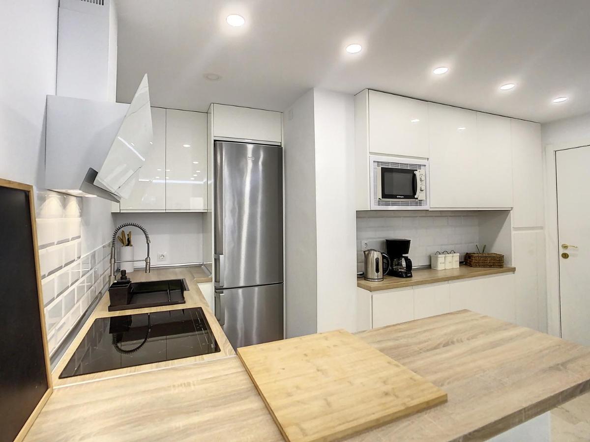 マラガSan Francisco Houseアパートメント エクステリア 写真