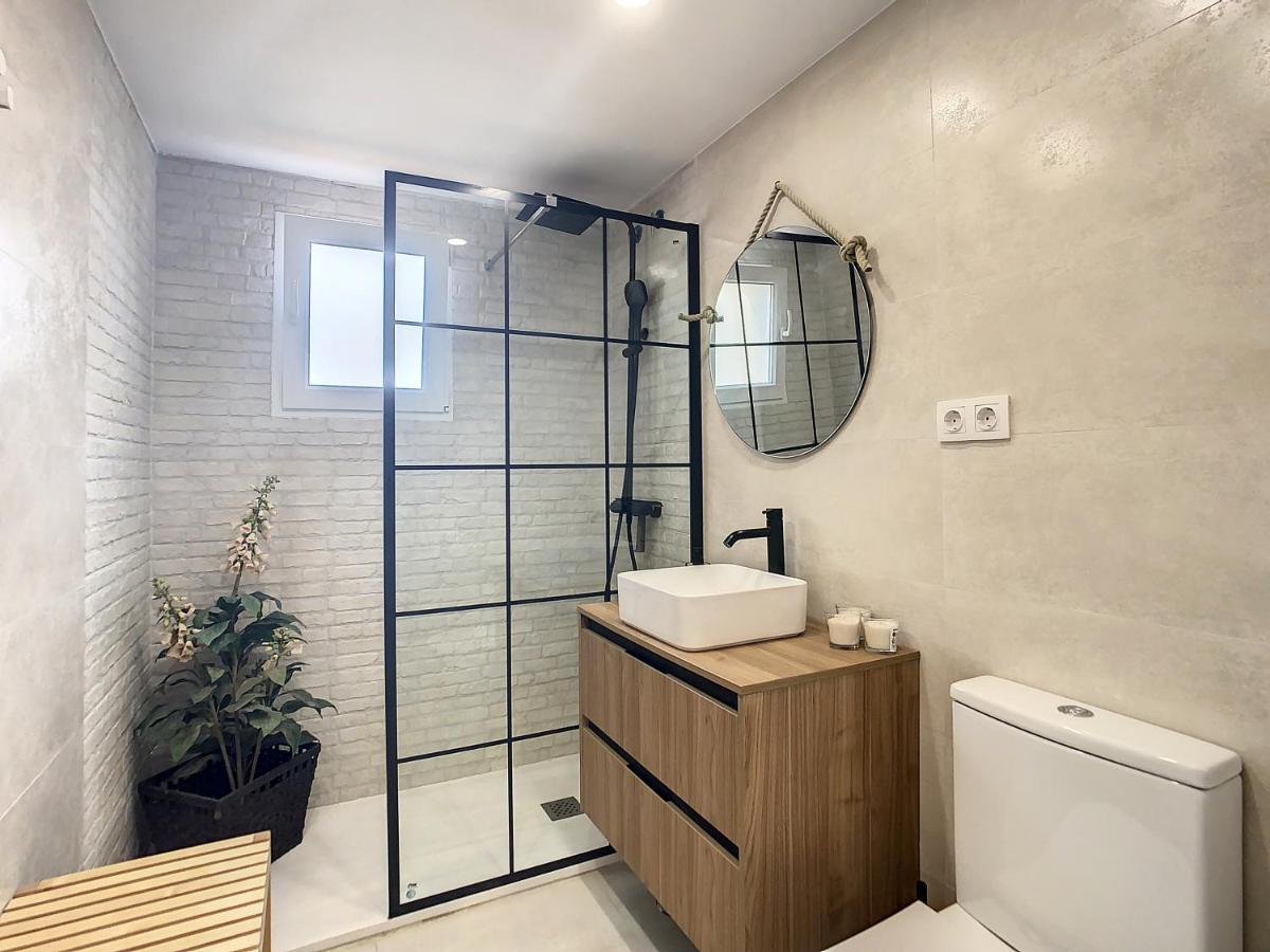 マラガSan Francisco Houseアパートメント エクステリア 写真