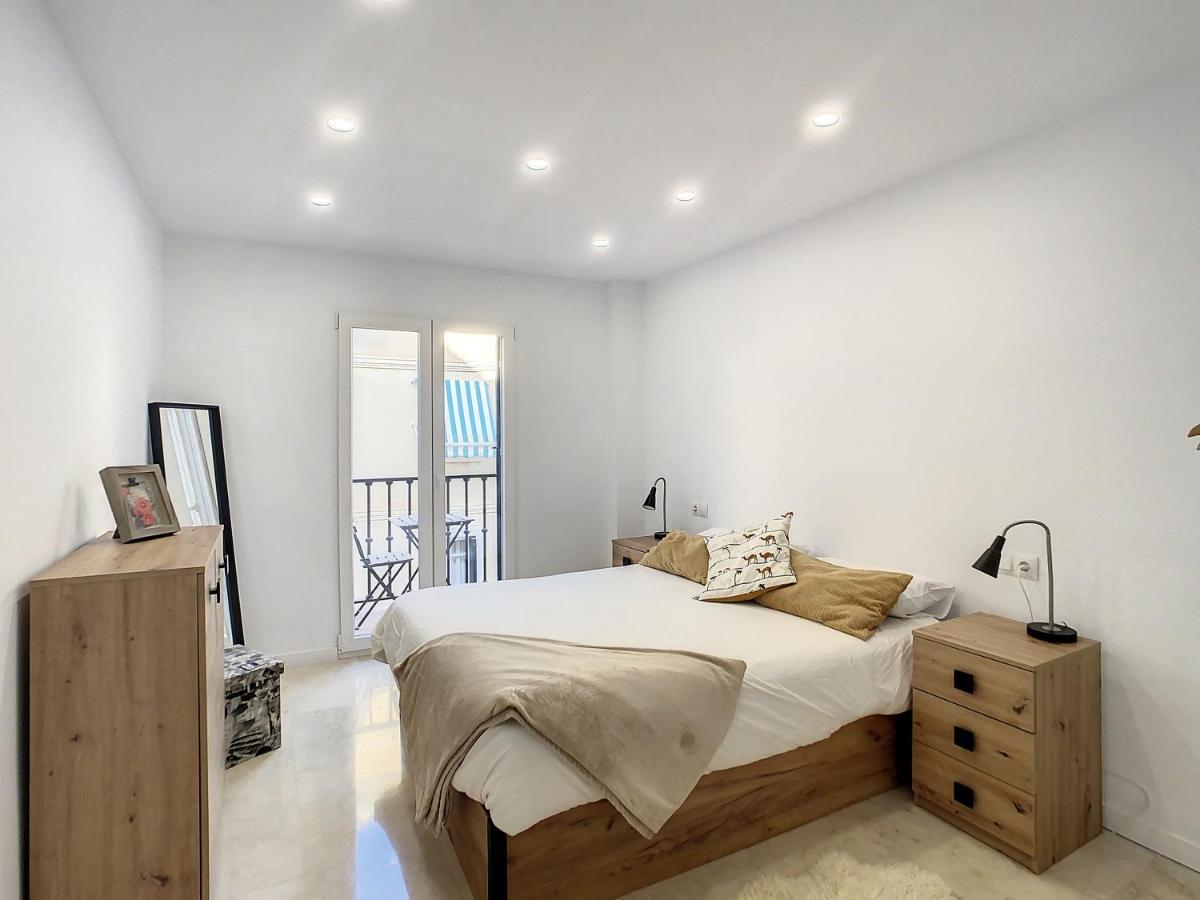 マラガSan Francisco Houseアパートメント エクステリア 写真